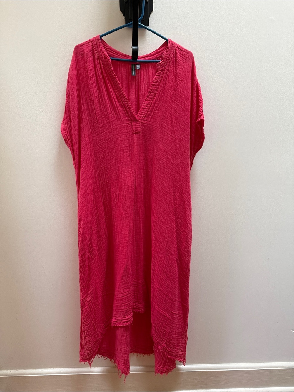 Womens Maxi Dress V-Neck Lightweight Fuchsia